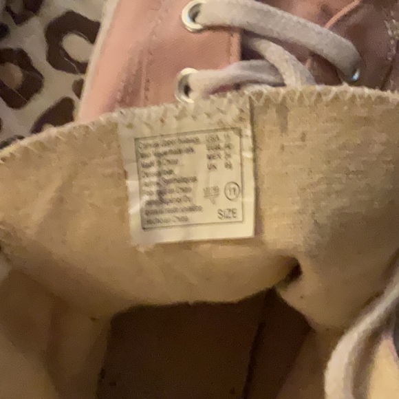 Air Walk Sneakers - Picture 10 of 11